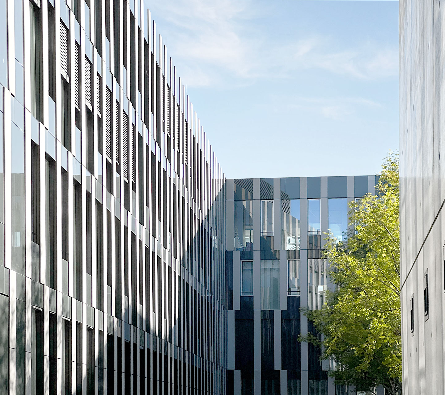 ponti_gebaude_shot_720x640